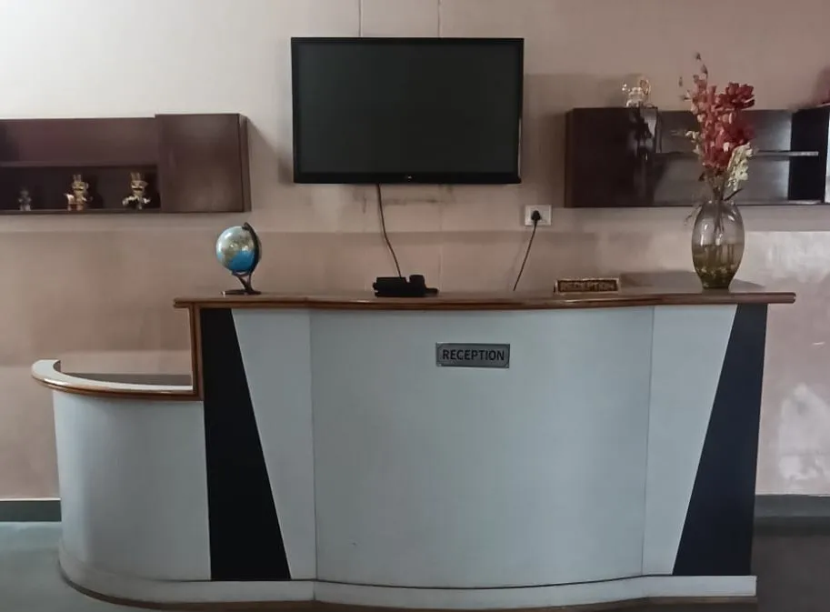 Front Office Lab 
